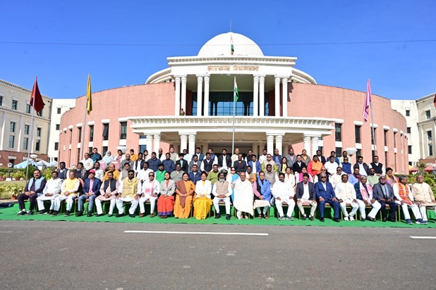 BJP Surrounded the Government on the Issue of Sand BJP Surrounded the Government on the Issue of Sand