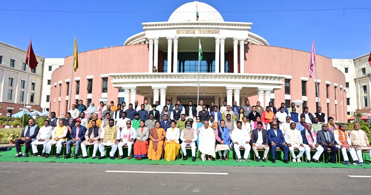 BJP Surrounded the Government on the Issue of Sand