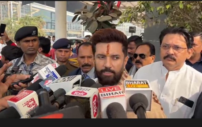 Chirag on arvind kejrivaal Chirag on arvind kejrivaal