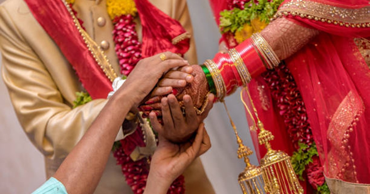 The groom suddenly fainted in the pavilion due to cold, the 