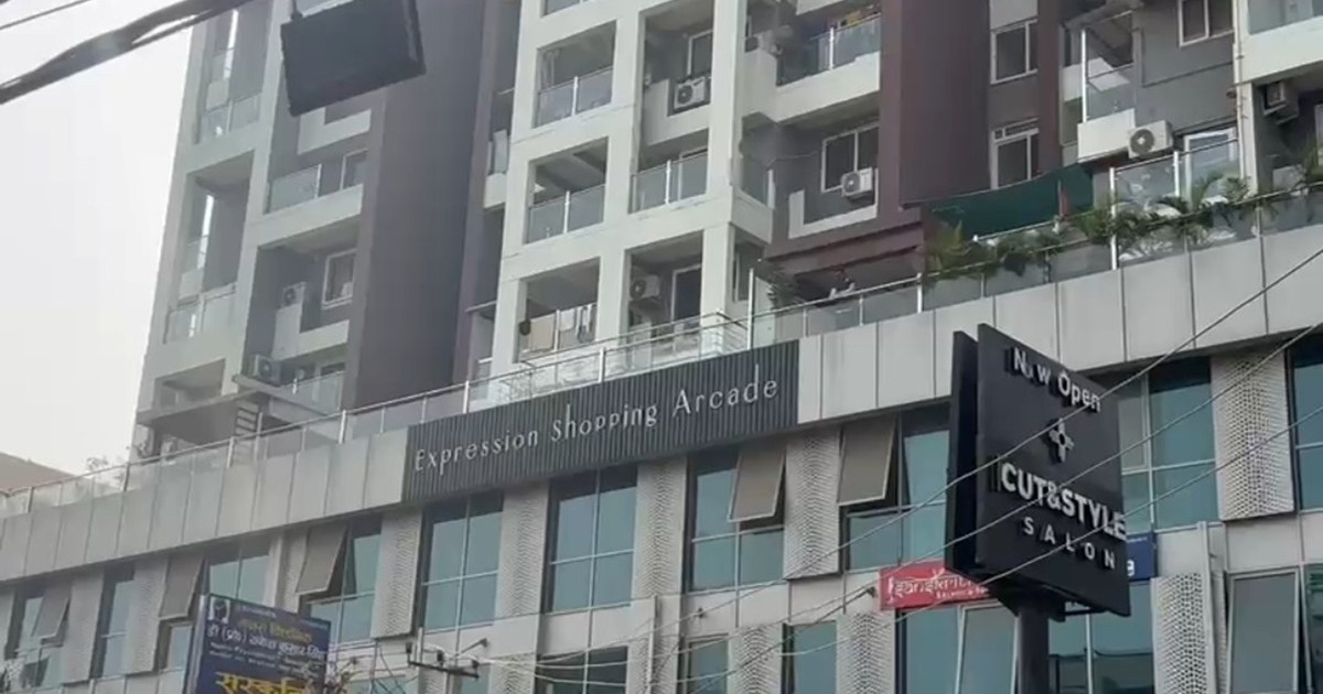 Chirag paswan ke neta ke ghr ed ki chapemari 