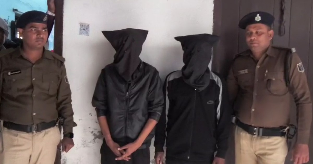 Danapur police of Patna arrested two brothers with a bounty 