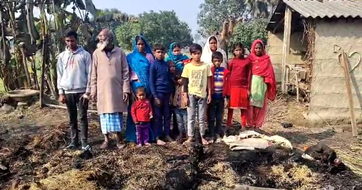 Many houses burnt in fire in West Champaran, loss of lakhs