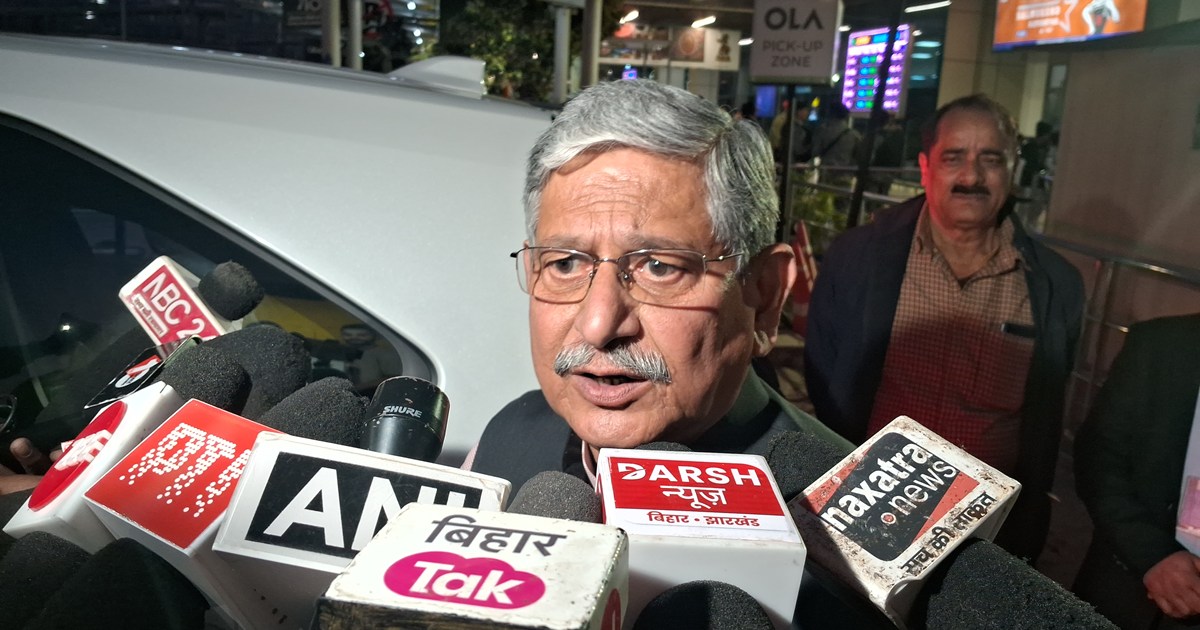 Kendiry mntri laln singh tejsvwi pr bhdke 