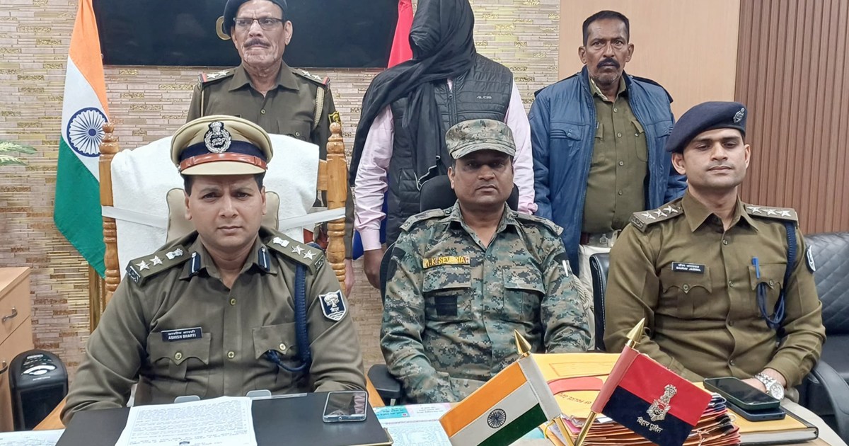 Two Naxalites who were absconding for 12 years for attacking