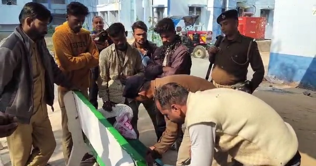 In Kaimur, a drunken father brutally murdered his own son.