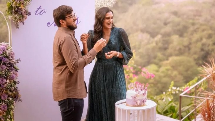 Star badminton player PV Sindhu got engaged, wedding date al Star badminton player PV Sindhu got engaged, wedding date al