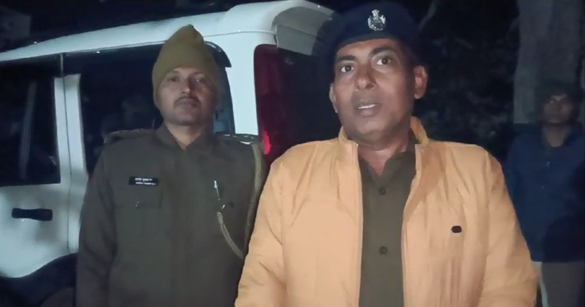 Firing at the house of a district councilor of Nalanda befor