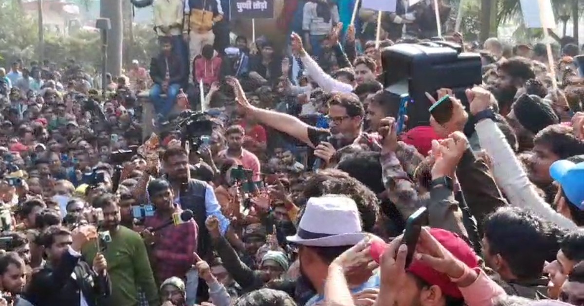 Case filed against 700 people including Prashant Kishor