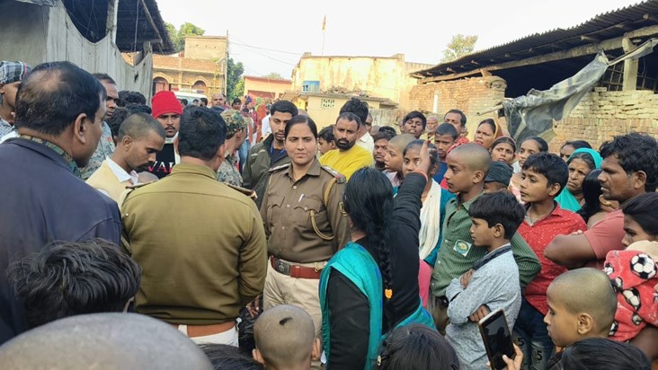 Dial 112 team held hostage by villagers in Samastipur