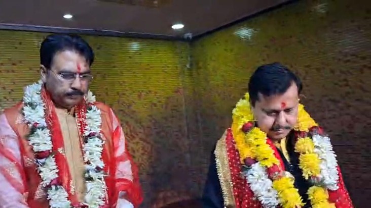 BJP's new national executive president arrived at temples ea