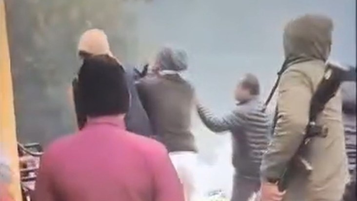 Pond dispute turns into a battlefield, police retreat to sav