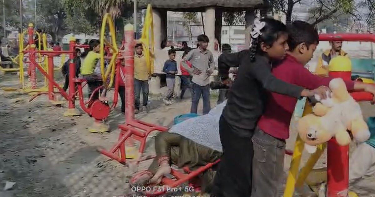 Gyms have opened in the parks of Bettiah.