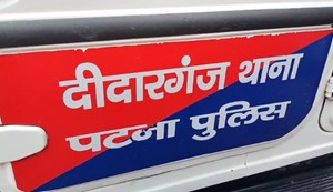 Sticks, stones and stones were thrown between two groups in the capital.