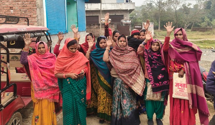 Showed the dream of a loan, took money in the name of insura