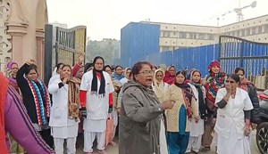 Nurses protest at Patna Medical College, threaten strike over pay cuts