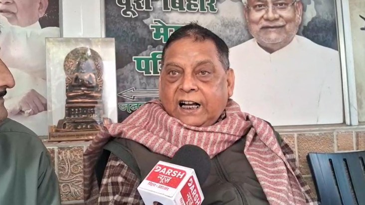 Kumar shoots the word party...