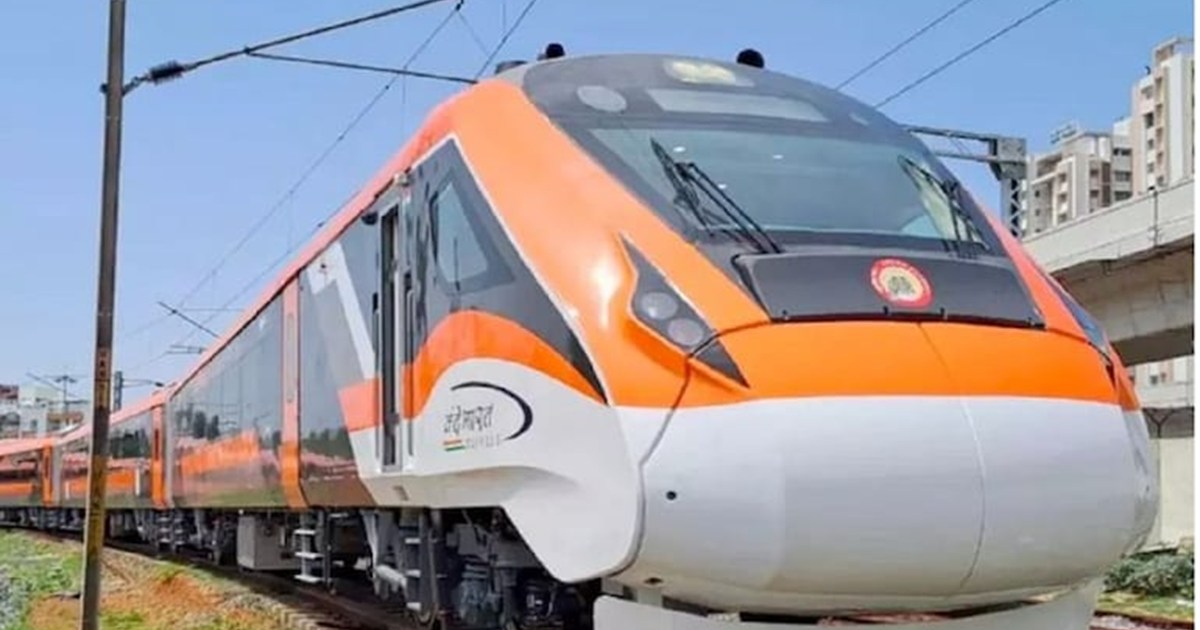 3 minors arrested for pelting stones at Vande Bharat Express