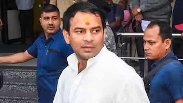 If you work hard for Tej Pratap Yadav, your clothes will tea