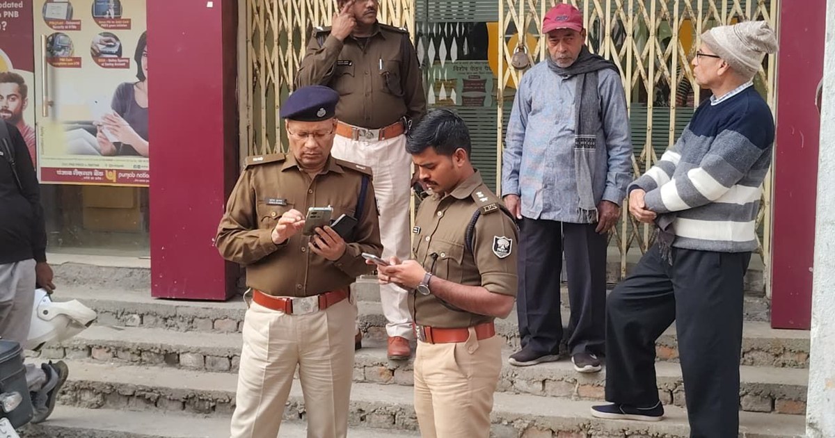 Major robbery from petrol pump cashier in Muzaffarpur