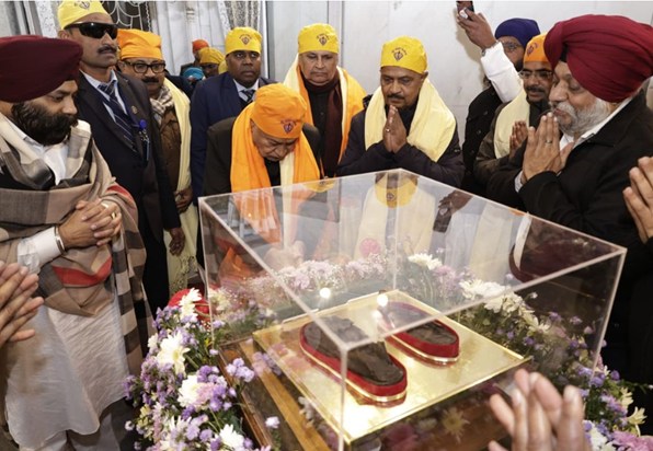 Chief Minister Nitish Kumar visited Patna Sahib and Bal Leel