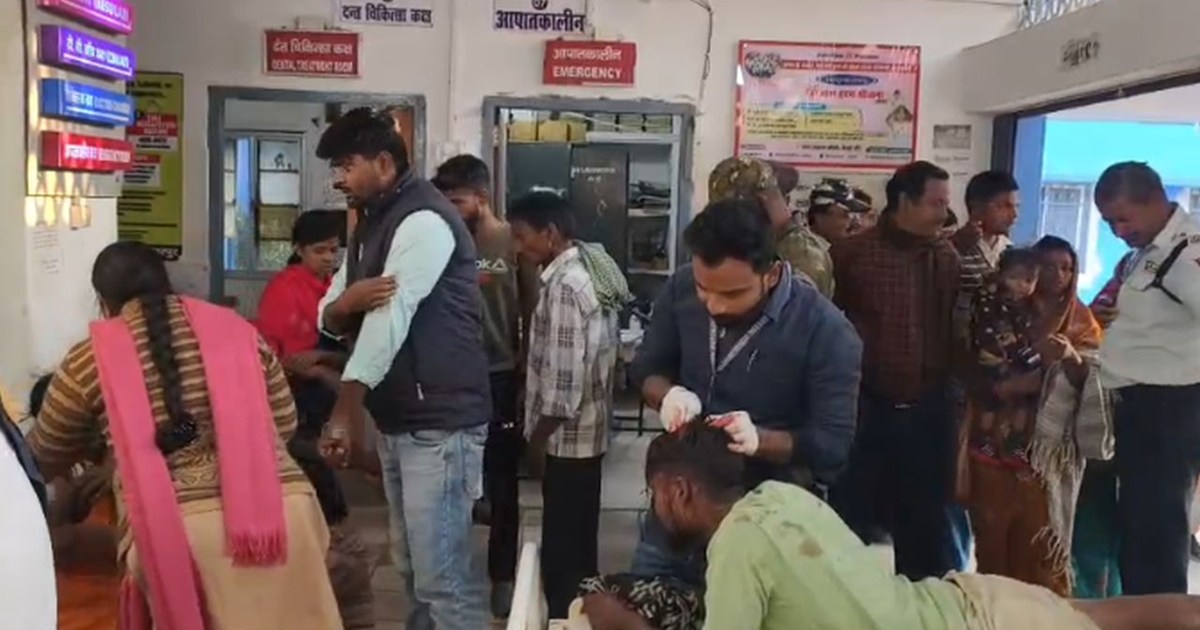 In Banka, a watchman was attacked with an axe after entering