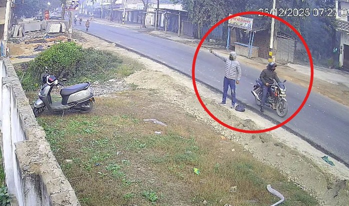 Several rounds of firing were carried out targeting the hous