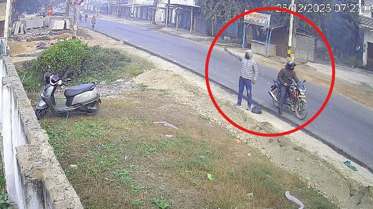 Several rounds of firing were carried out targeting the hous