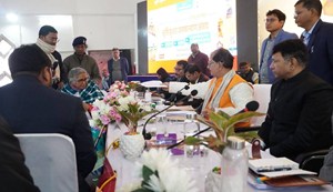 Deputy CM Vijay Sinha suspended the revenue officer on the spot.