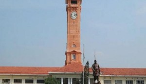 The state government has given a large number of IPS officers a Christmas and New Year's gift.