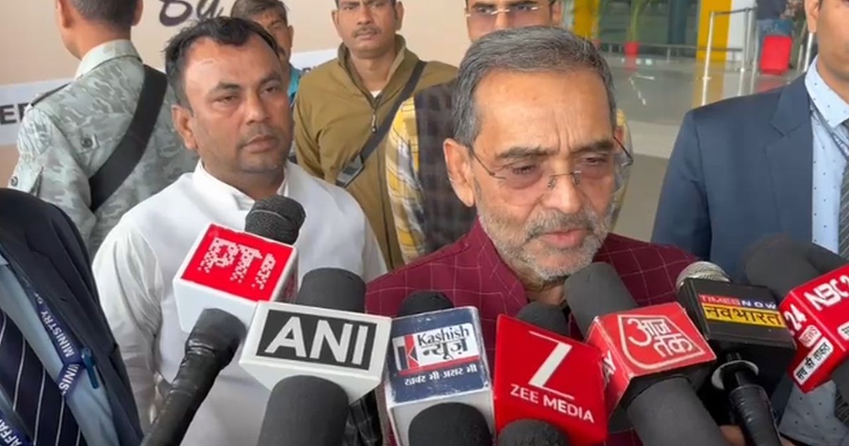 Rahul Gandhi engages in politics as a hobby.