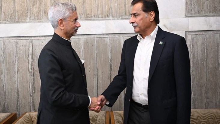 External Affairs Minister S Jaishankar met with a Pakistani 