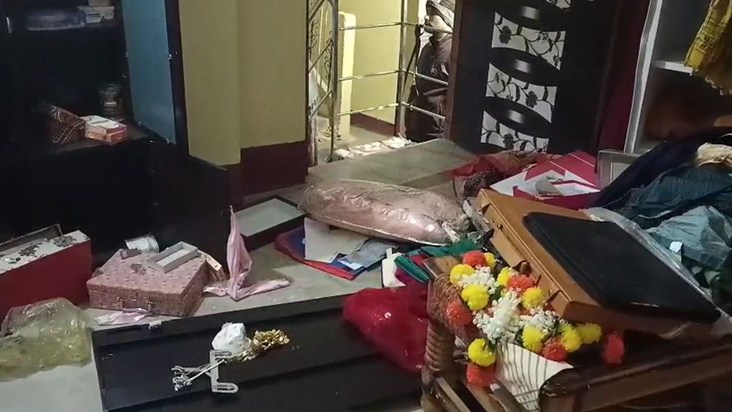 Taking advantage of the fog in Jehanabad, thieves committed 