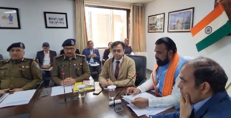 Now you will not have to visit police stations for informati