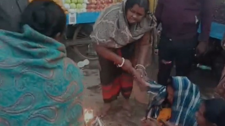 Cold wave wreaks havoc in Darbhanga, woman faints, locals sh