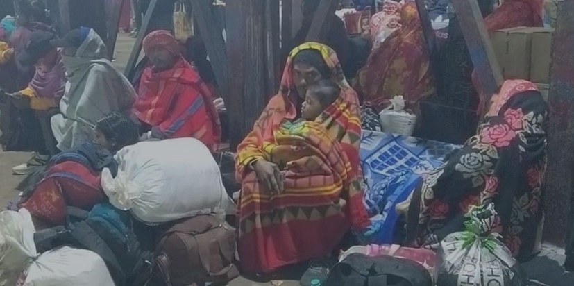 Dense fog slows down trains, delays many trains by hours