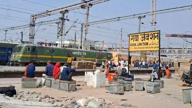 Those who were supposed to protect became robbers.