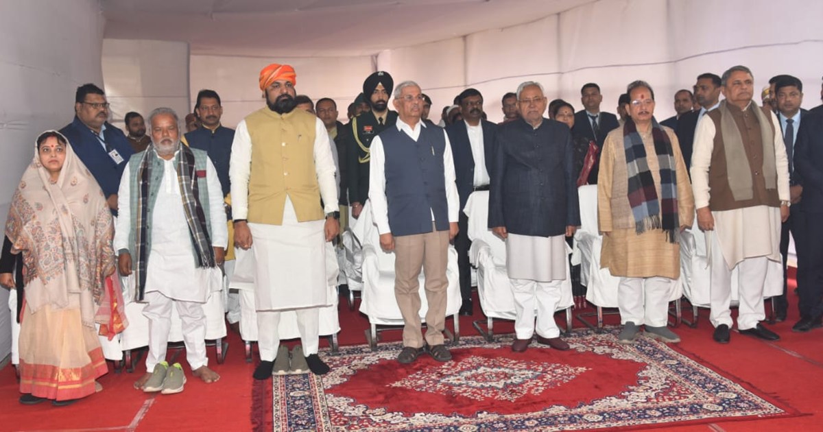 Kaibinet vistar par cm or dycm ki baithk 