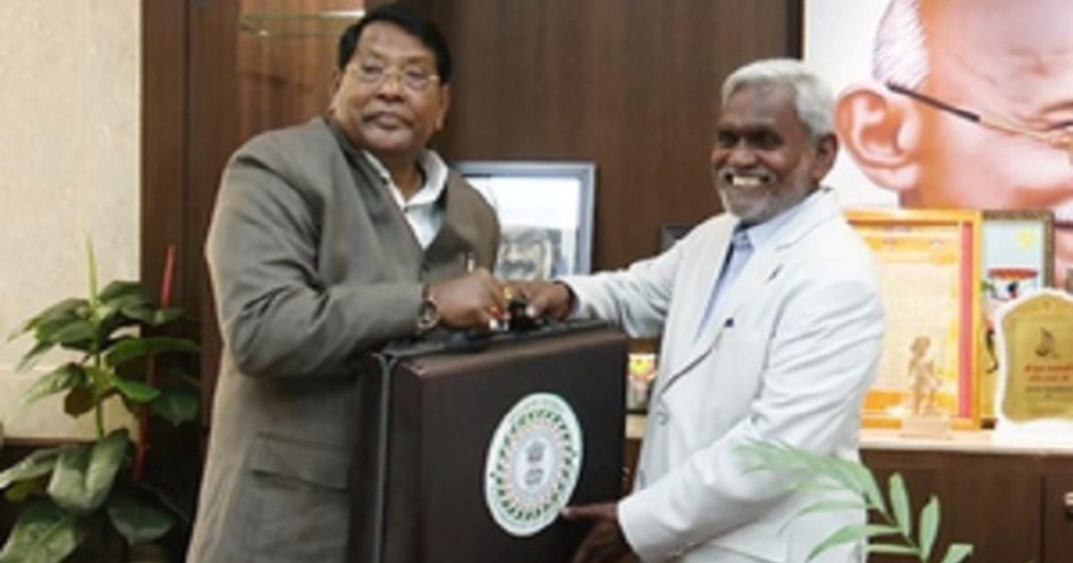 Finance Minister Rameshwar Oraon presented the budget, the p