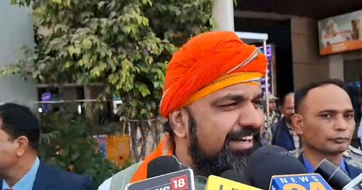 Dycm samrat chaudhri ka tejswi par bda hamla