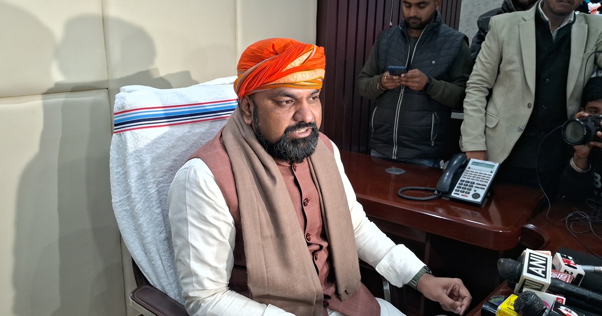 Jitn Ram majhi ki narajgi par vichaar ho rha hai ,samrat