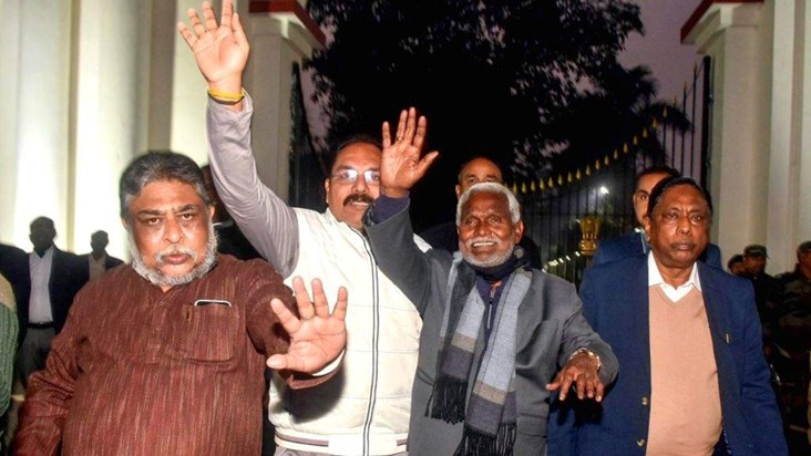 Now there is a possibility of expansion of Jharkhand cabinet