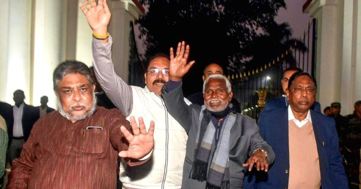 Now there is a possibility of expansion of Jharkhand cabinet