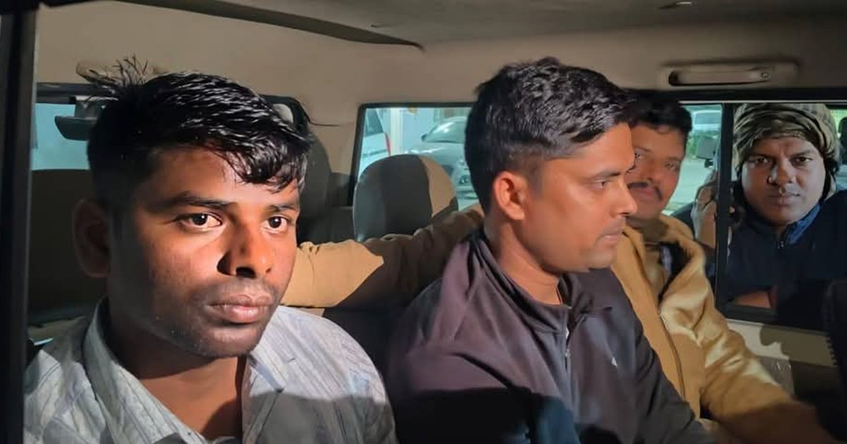 BREAKING: Two inspectors of Patna police arrested red handed