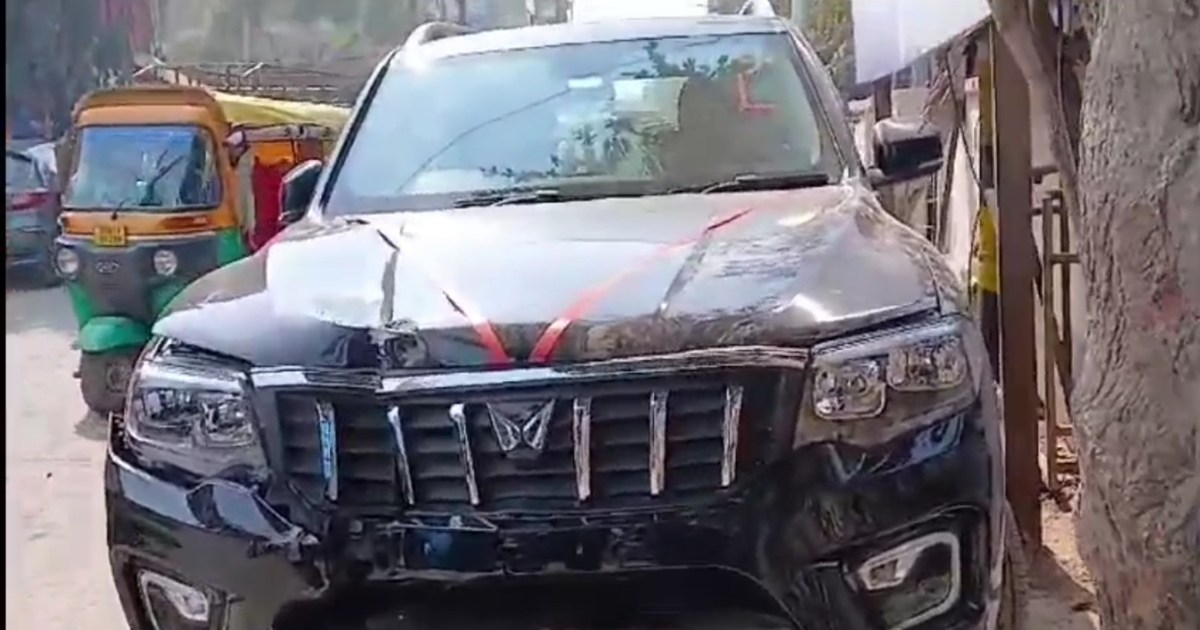 Two people died in an accident involving a new car in Darbha