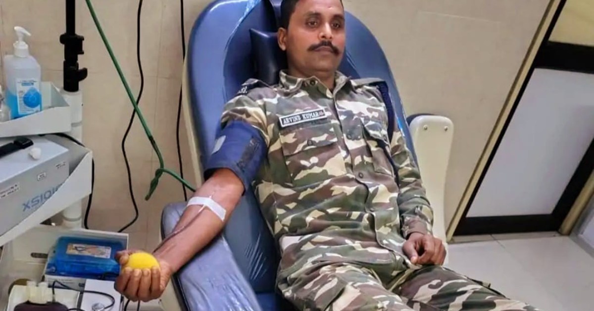 SSB Jawan saved the life of a girl by seeing his blood in Ra