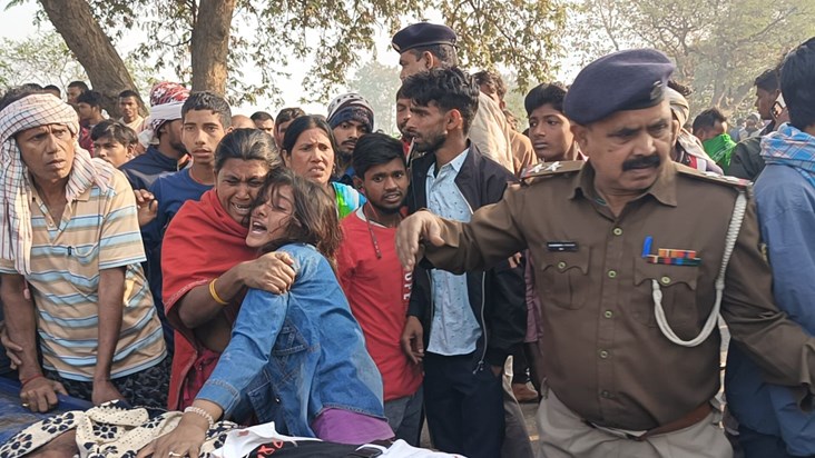Four people including two intermediate examinees died in an 