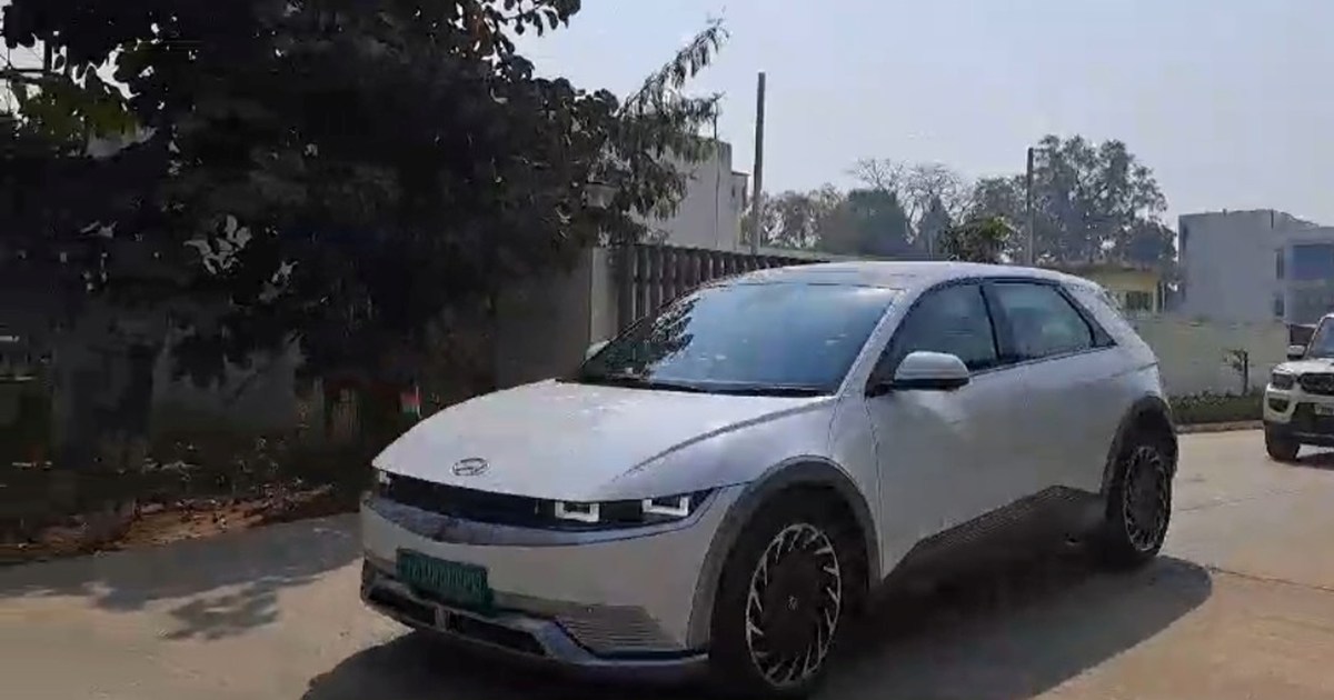 Cm nitish kumar dilli se patna pahuche