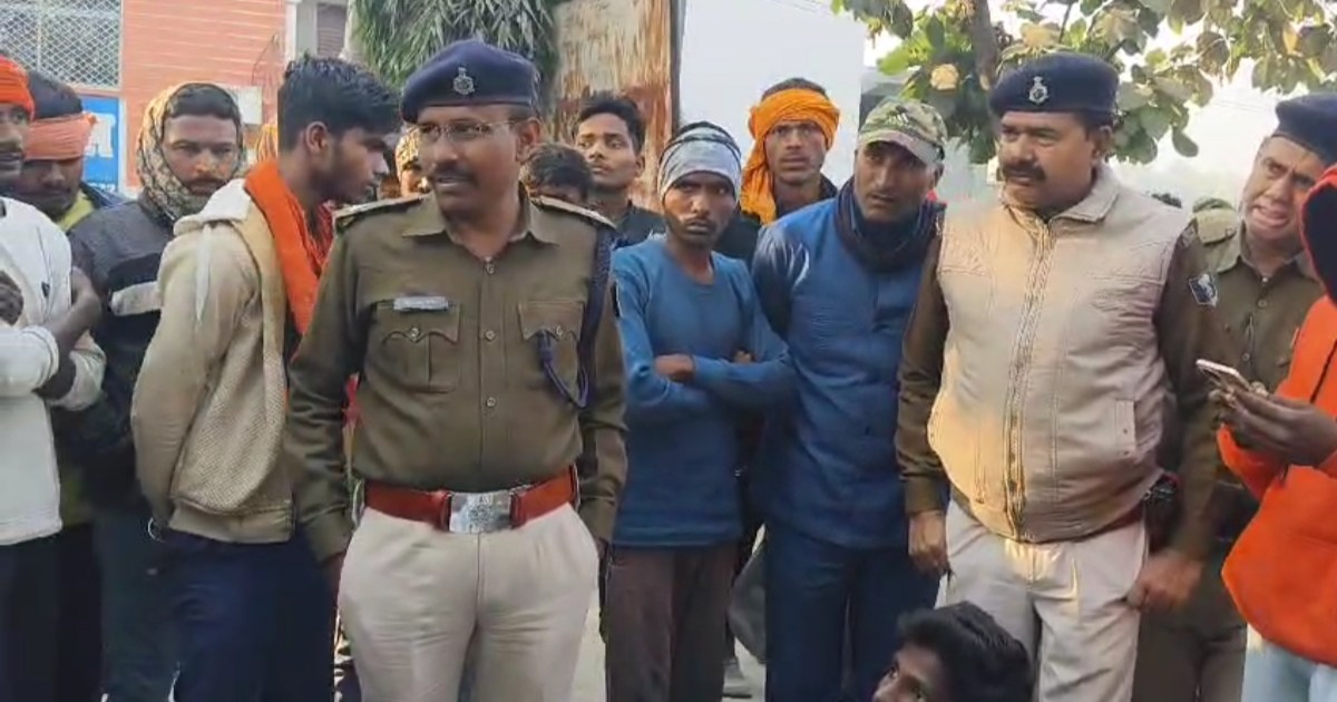 After the death of the patient in Nawada, there was vandalis