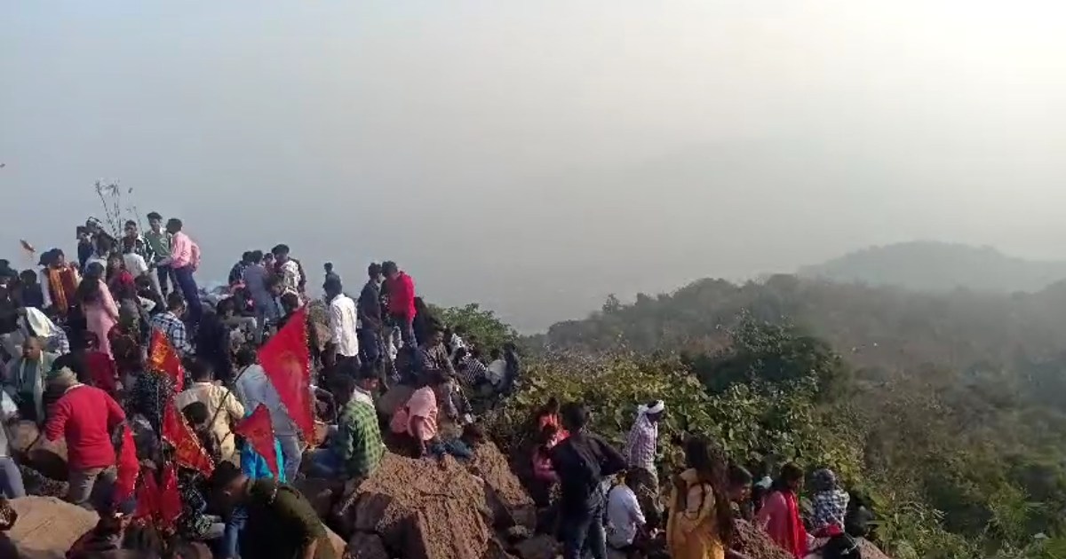 On Vasant Panchami, a fair was organized at Shringi Ashram s